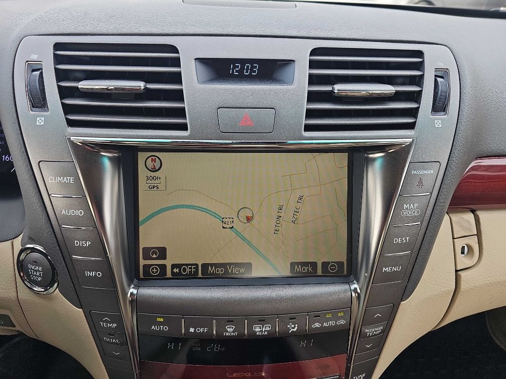 Lexus LS 460 Luxury Sedan 2008