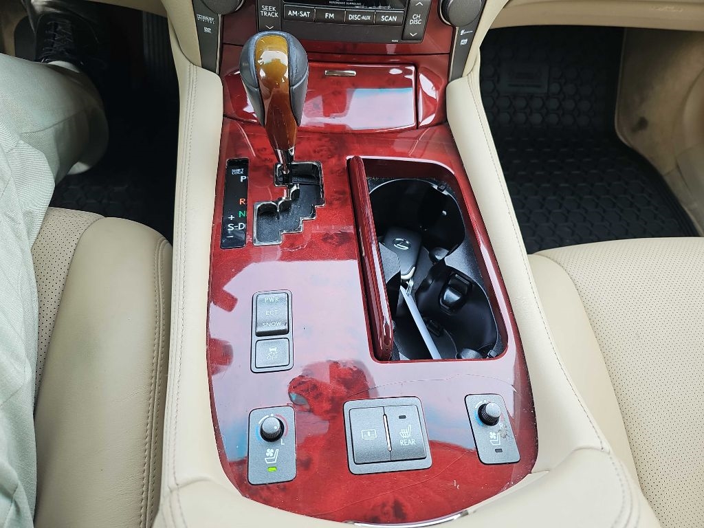 Lexus LS 460 Luxury Sedan 2008