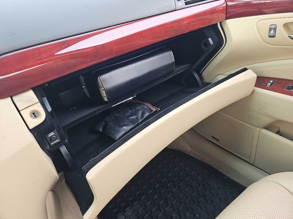 Lexus LS 460 Luxury Sedan 2008