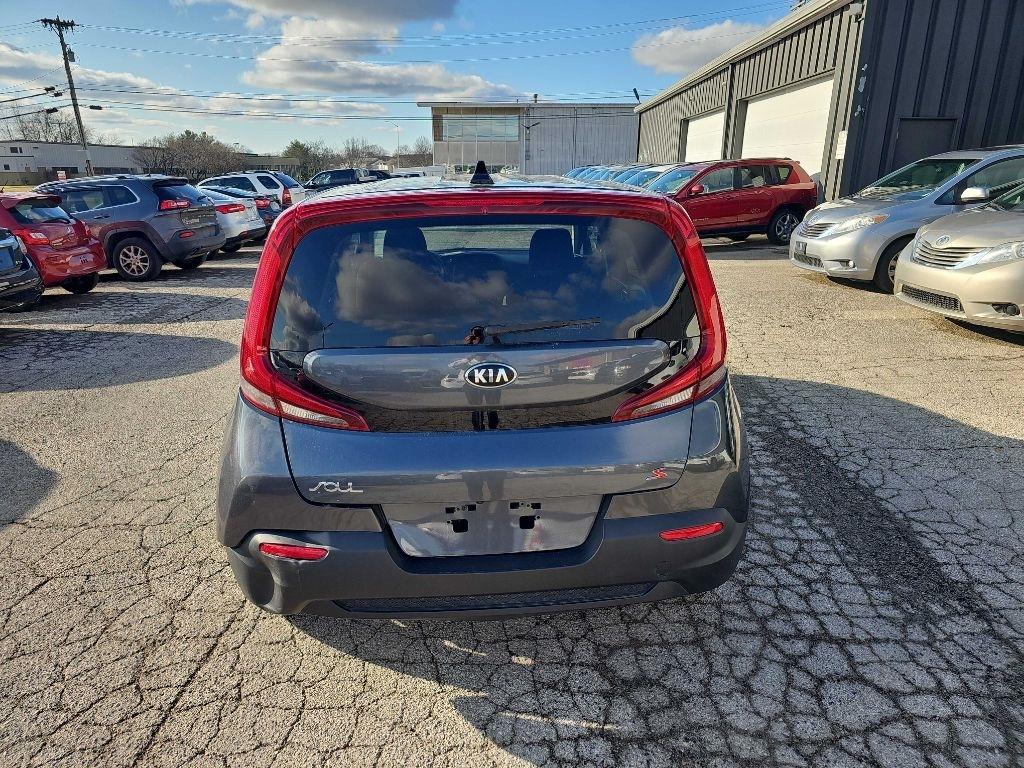 Kia Soul S IVT 2021