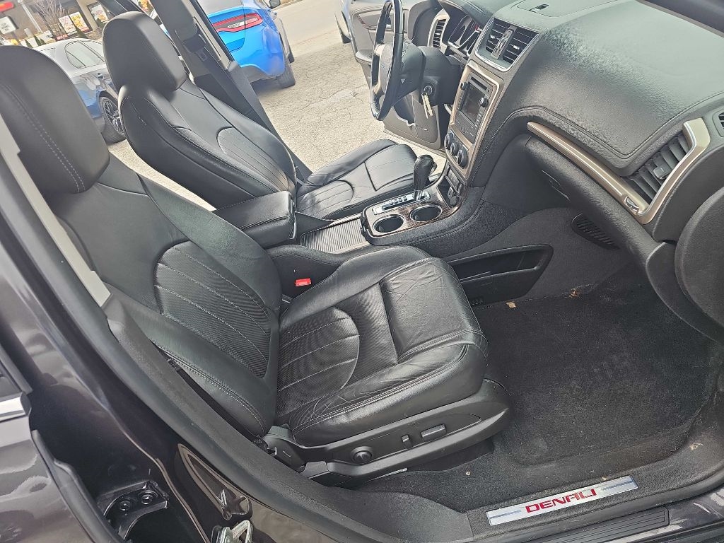 GMC Acadia FWD 4dr Denali 2016