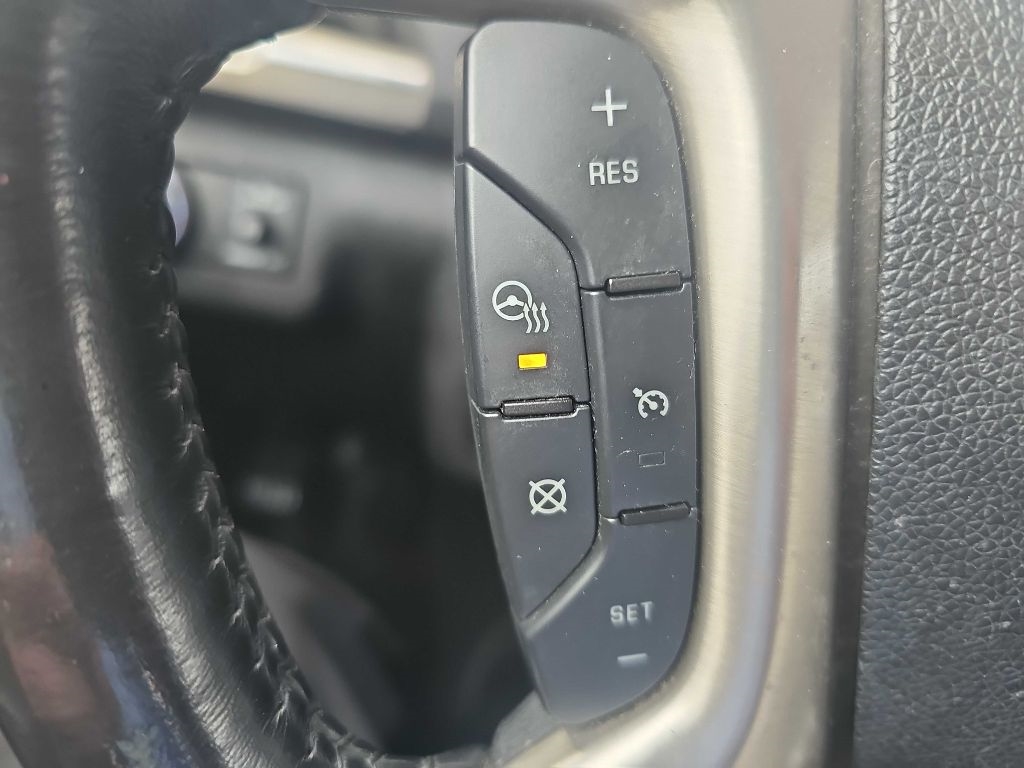 GMC Acadia FWD 4dr Denali 2016