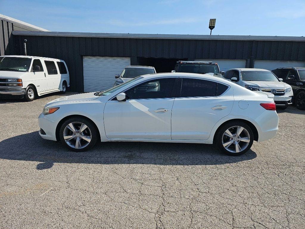Acura ILX 4dr Sdn 2.0L Premium Pkg 2015