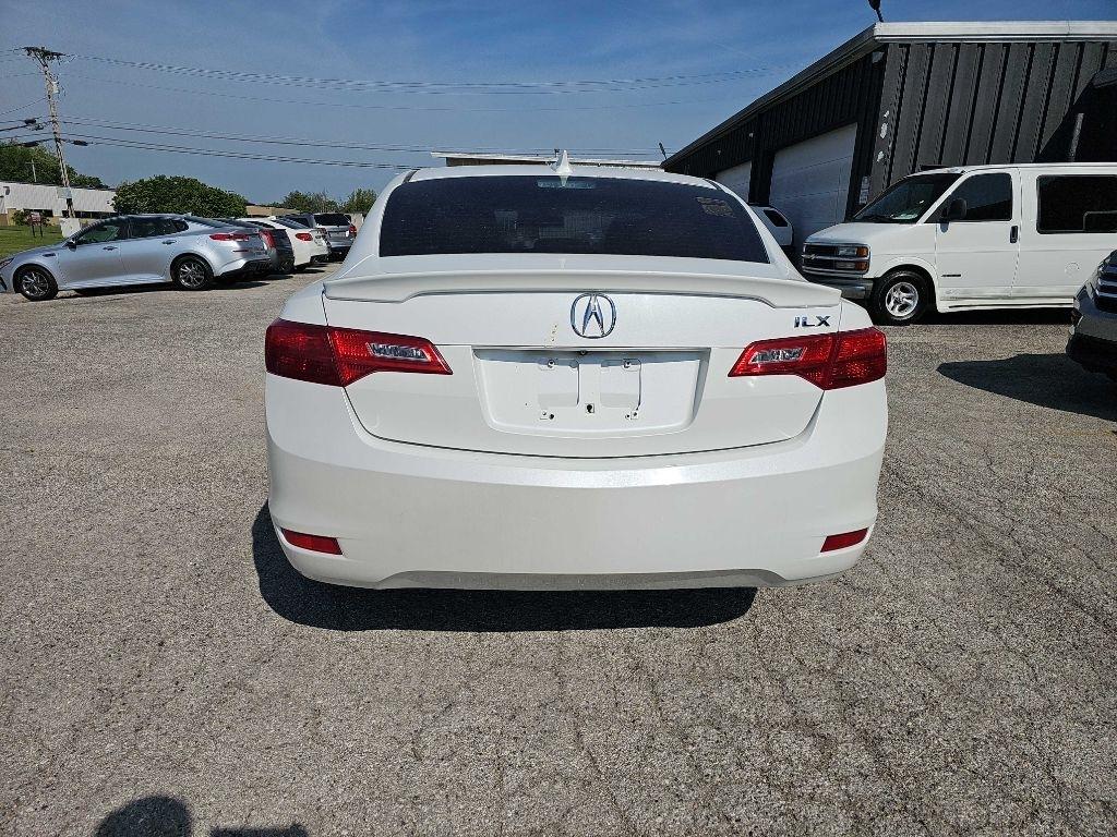 Acura ILX 4dr Sdn 2.0L Premium Pkg 2015