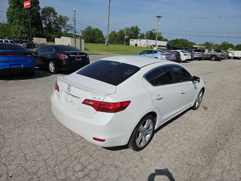 Acura ILX 4dr Sdn 2.0L Premium Pkg 2015