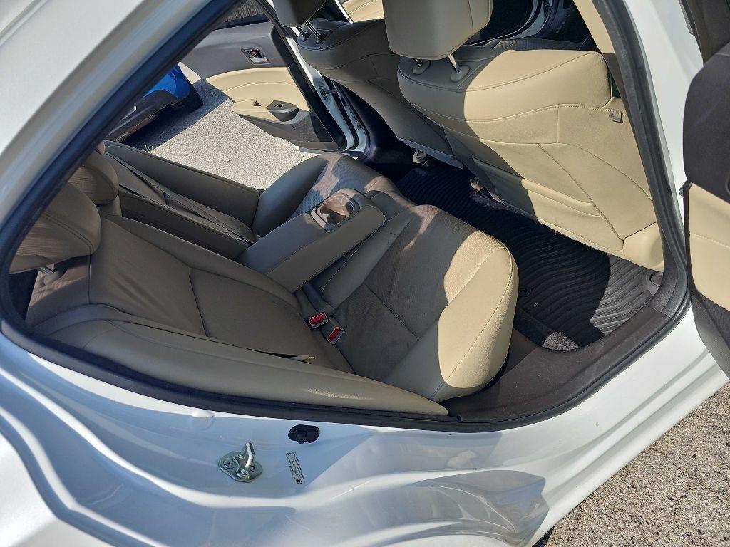 Acura ILX 4dr Sdn 2.0L Premium Pkg 2015