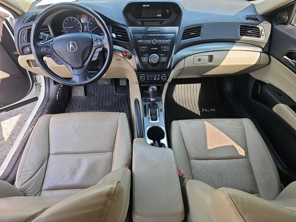 Acura ILX 4dr Sdn 2.0L Premium Pkg 2015