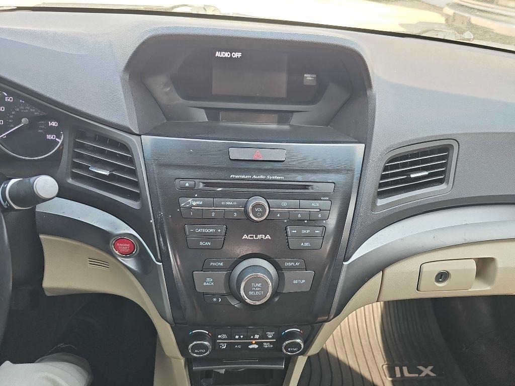 Acura ILX 4dr Sdn 2.0L Premium Pkg 2015