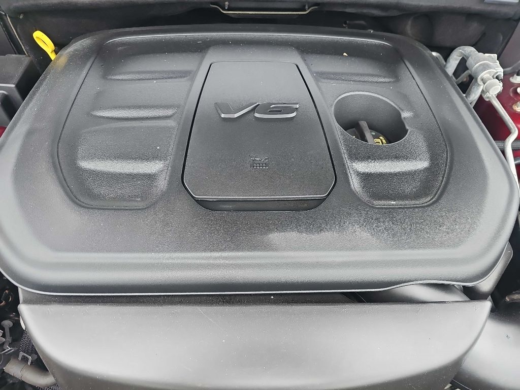 Jeep Grand Cherokee Overland 4D SUV 4WD 2019