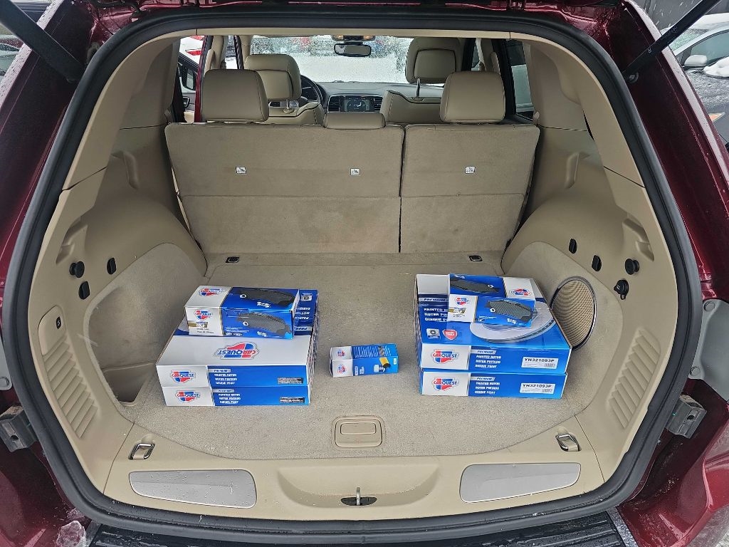 Jeep Grand Cherokee Overland 4D SUV 4WD 2019