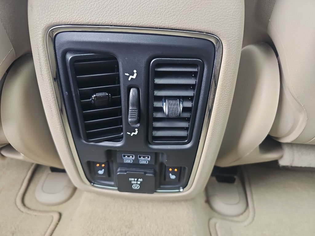 Jeep Grand Cherokee Overland 4D SUV 4WD 2019