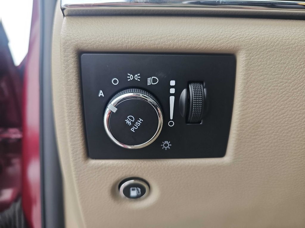 Jeep Grand Cherokee Overland 4D SUV 4WD 2019