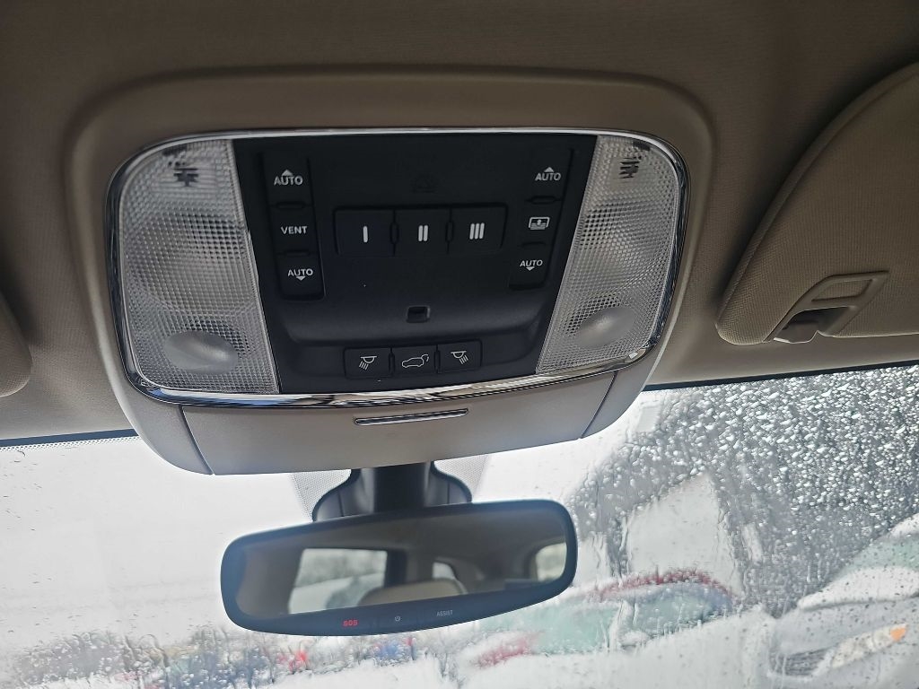 Jeep Grand Cherokee Overland 4D SUV 4WD 2019