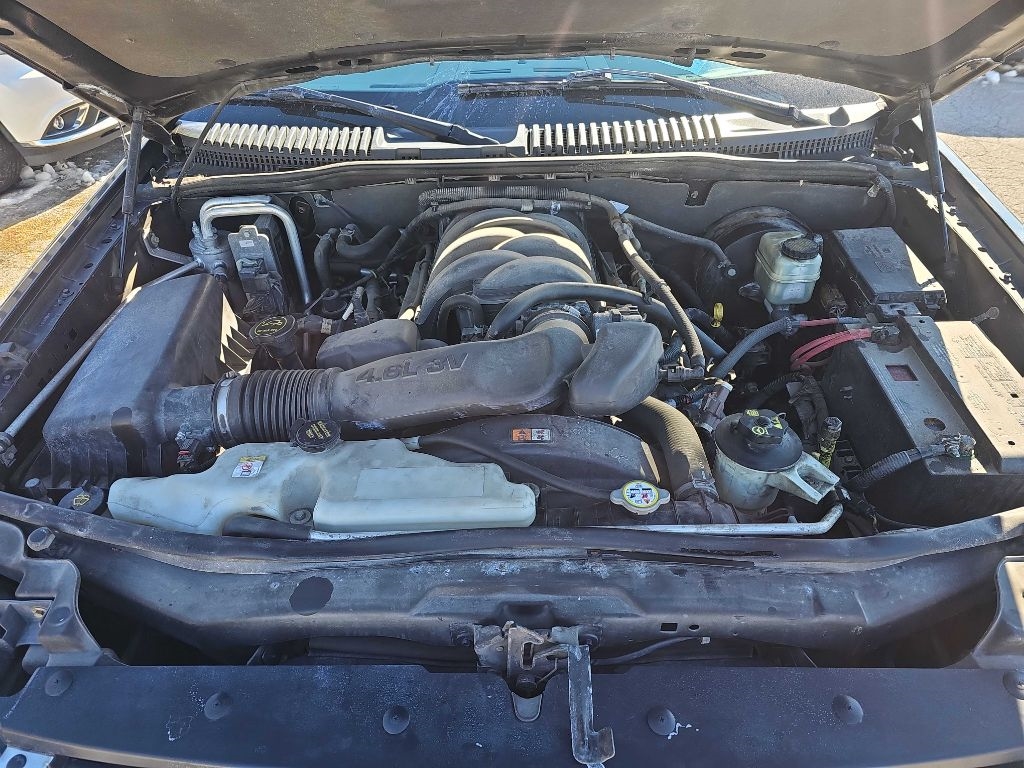 Ford Explorer 4dr 114" WB 4.6L XLT 4WD 2006