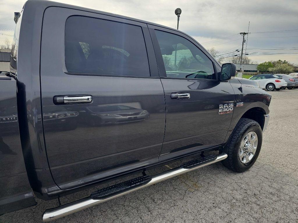 RAM 2500 Big Horn 4x4 Crew Cab 6'4" Box 2018