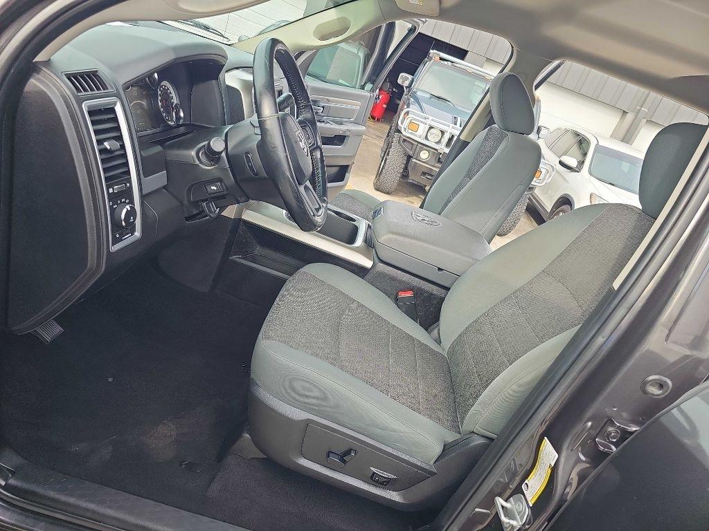 RAM 2500 Big Horn 4x4 Crew Cab 6'4" Box 2018