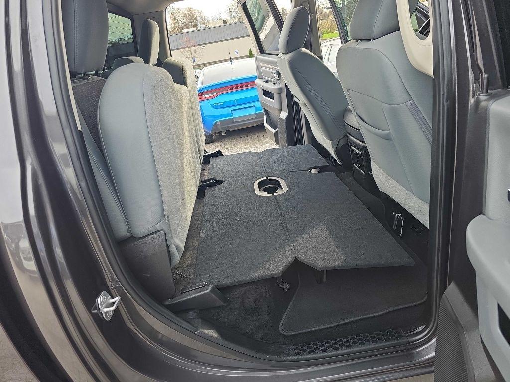 RAM 2500 Big Horn 4x4 Crew Cab 6'4" Box 2018