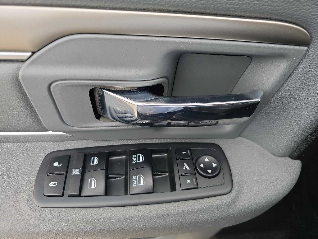 RAM 2500 Big Horn 4x4 Crew Cab 6'4" Box 2018