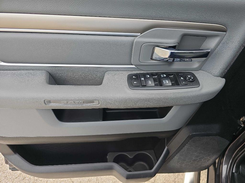 RAM 2500 Big Horn 4x4 Crew Cab 6'4" Box 2018