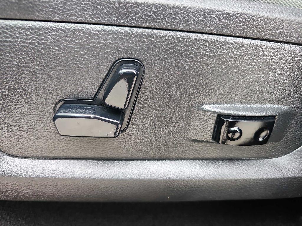 RAM 2500 Big Horn 4x4 Crew Cab 6'4" Box 2018