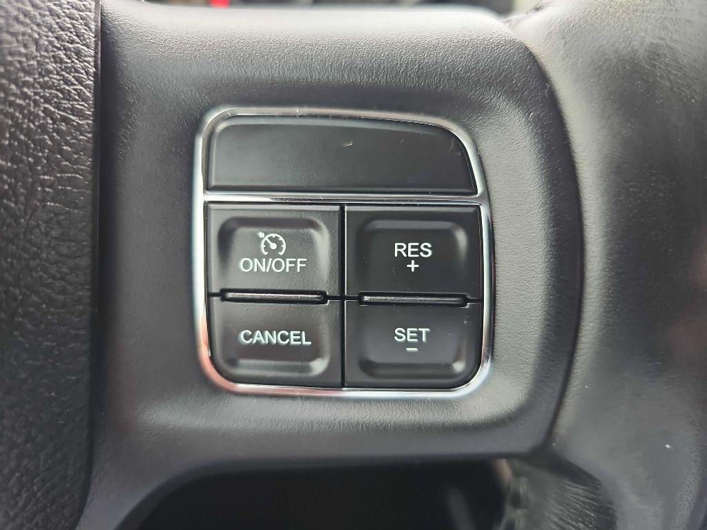 RAM 2500 Big Horn 4x4 Crew Cab 6'4" Box 2018