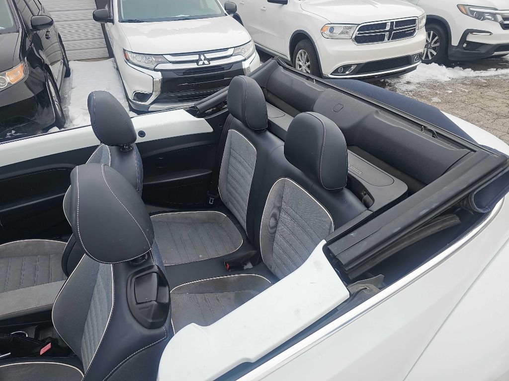 Volkswagen Beetle Convertible 2dr Auto 1.8T Denim 2016