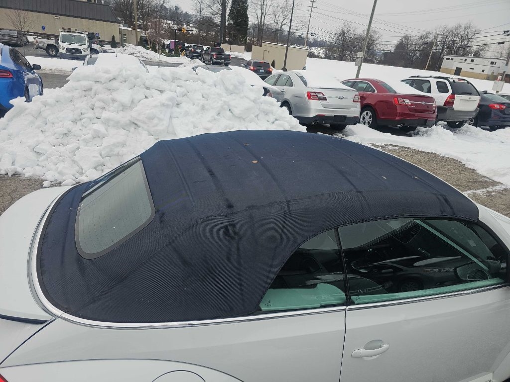 Volkswagen Beetle Convertible 2dr Auto 1.8T Denim 2016