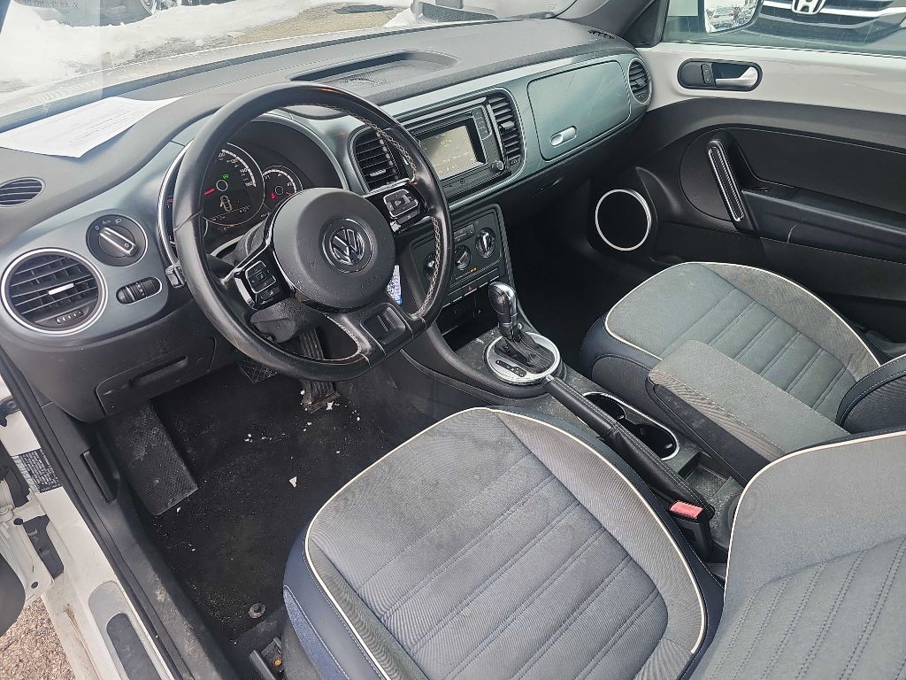 Volkswagen Beetle Convertible 2dr Auto 1.8T Denim 2016