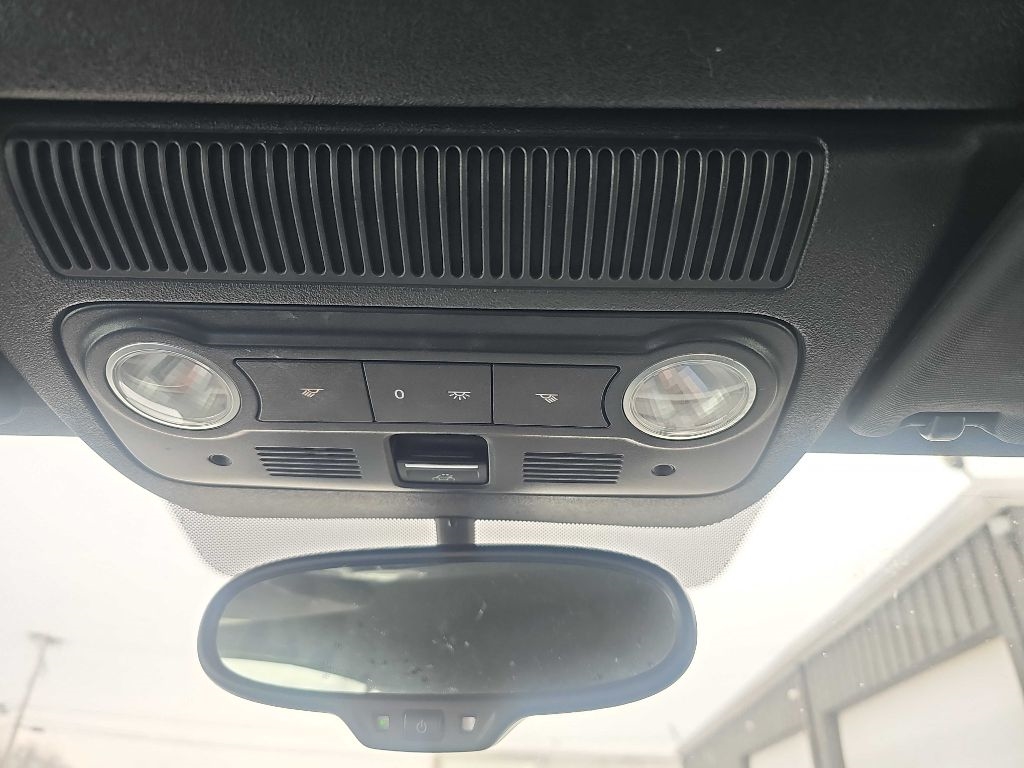 Volkswagen Beetle Convertible 2dr Auto 1.8T Denim 2016