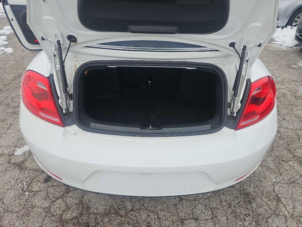 Volkswagen Beetle Convertible 2dr Auto 1.8T Denim 2016