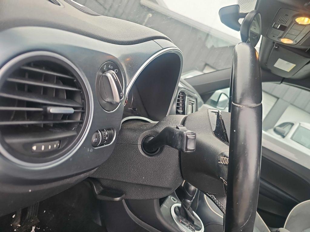 Volkswagen Beetle Convertible 2dr Auto 1.8T Denim 2016