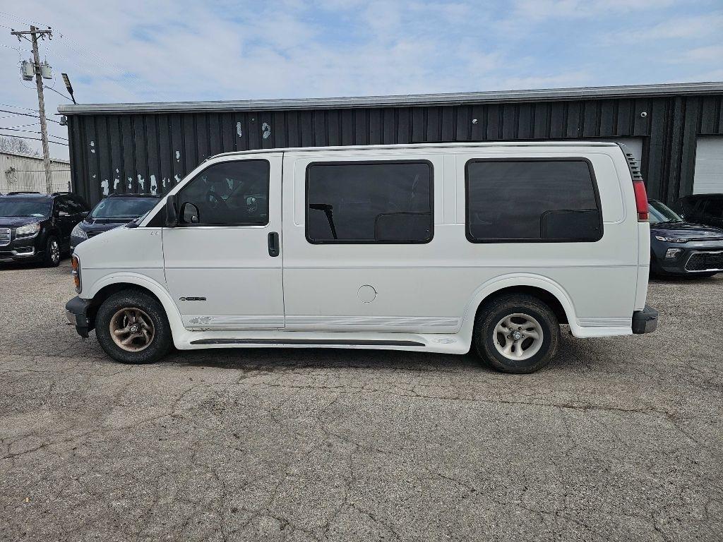 Chevrolet Express Cargo Van 1500 135" WB YF7 Upfitter 2001