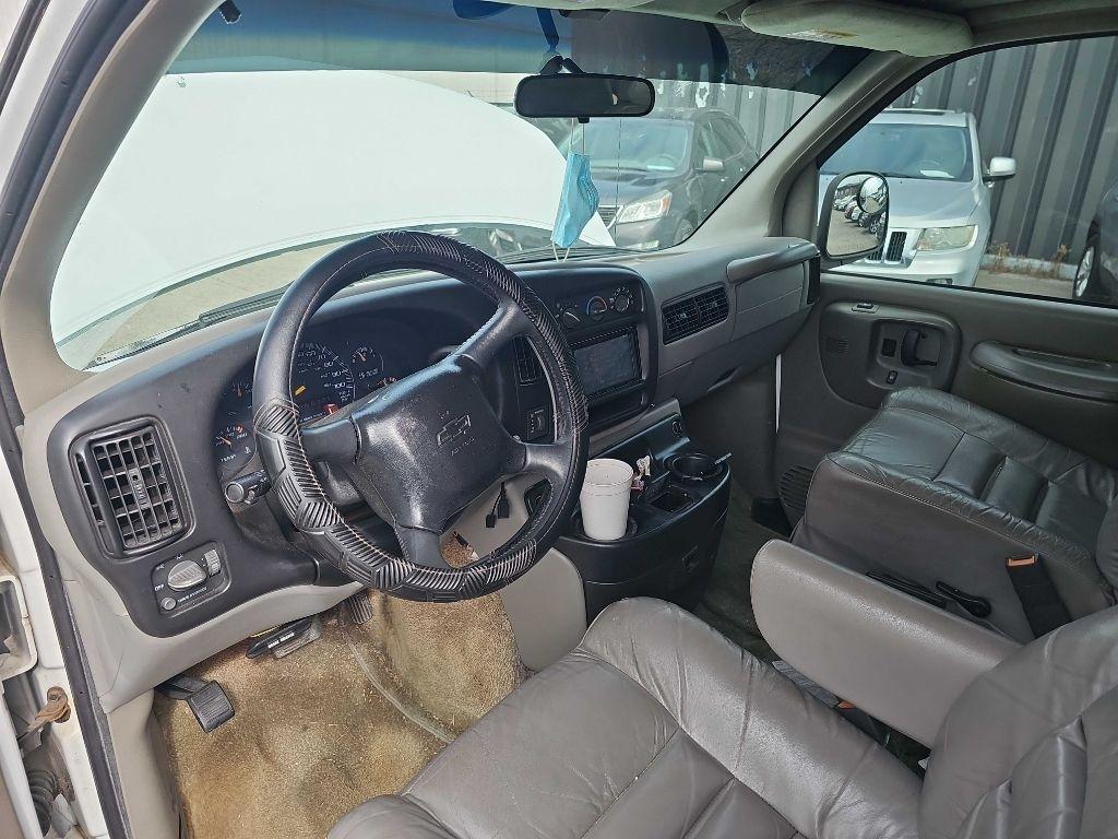 Chevrolet Express Cargo Van 1500 135" WB YF7 Upfitter 2001