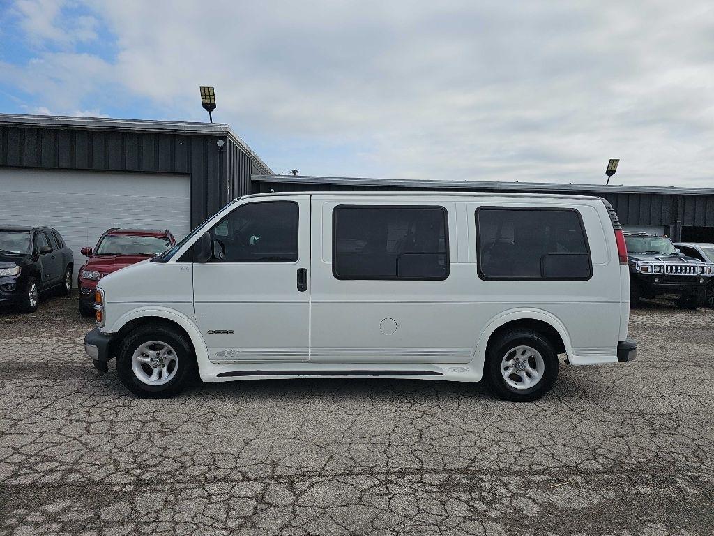 Chevrolet Express Cargo Van 1500 135" WB YF7 Upfitter 2001
