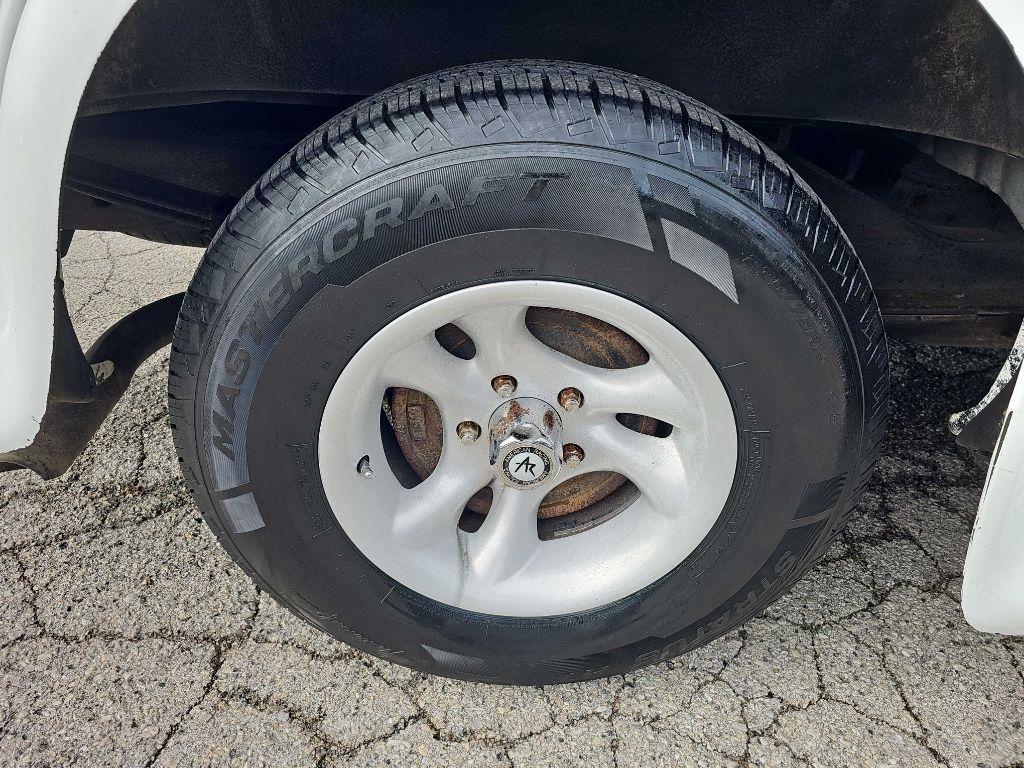 Chevrolet Express Cargo Van 1500 135" WB YF7 Upfitter 2001