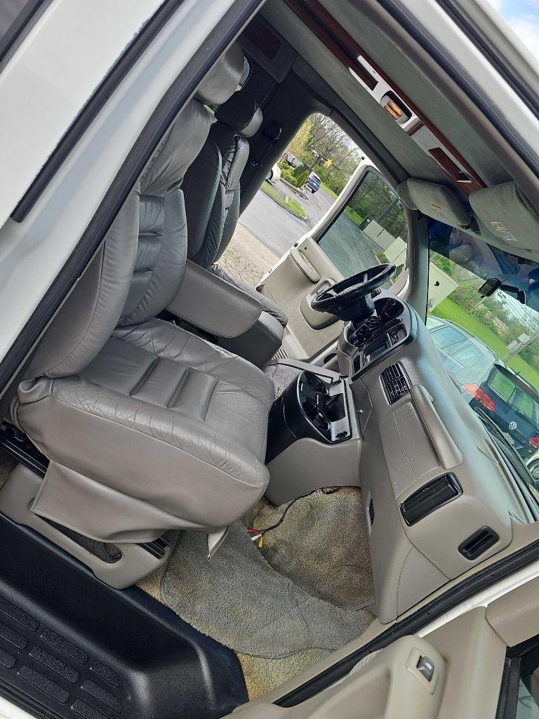 Chevrolet Express Cargo Van 1500 135" WB YF7 Upfitter 2001