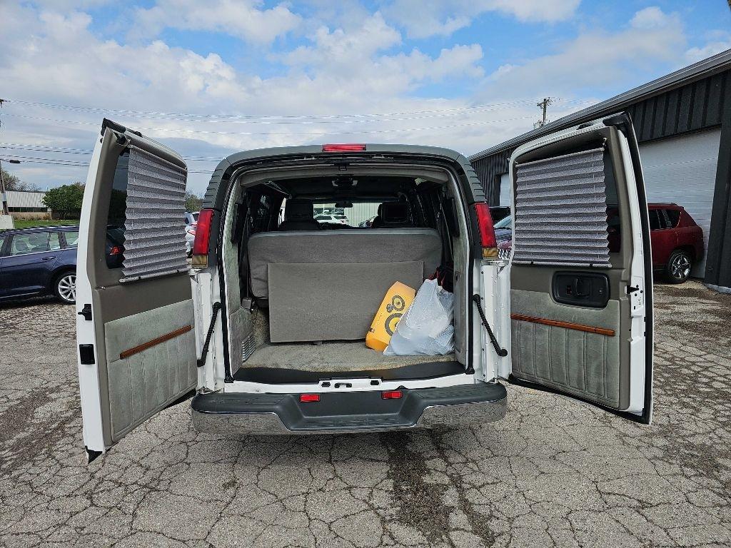 Chevrolet Express Cargo Van 1500 135" WB YF7 Upfitter 2001