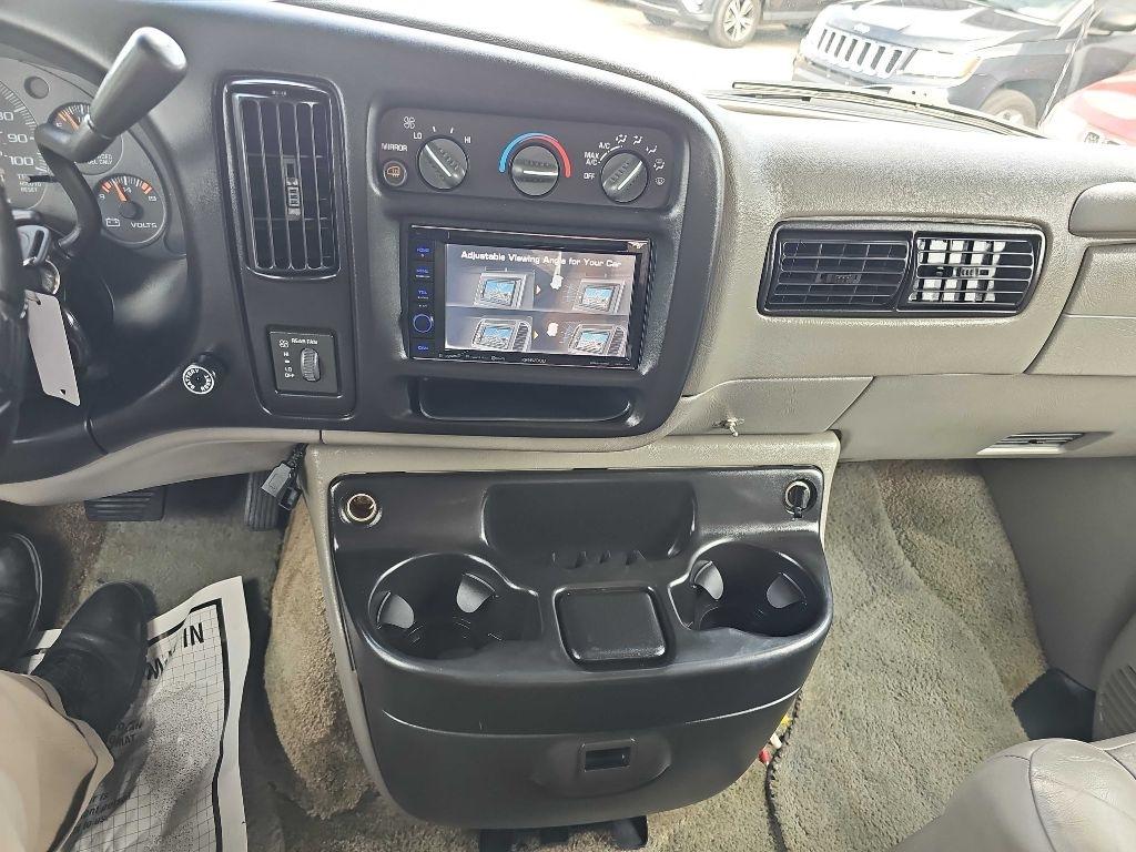 Chevrolet Express Cargo Van 1500 135" WB YF7 Upfitter 2001