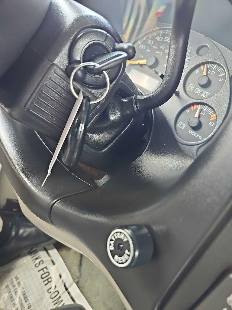 Chevrolet Express Cargo Van 1500 135" WB YF7 Upfitter 2001