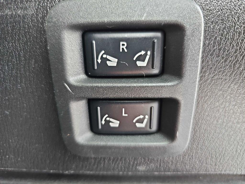 Infiniti QX80 4WD 4dr 2014