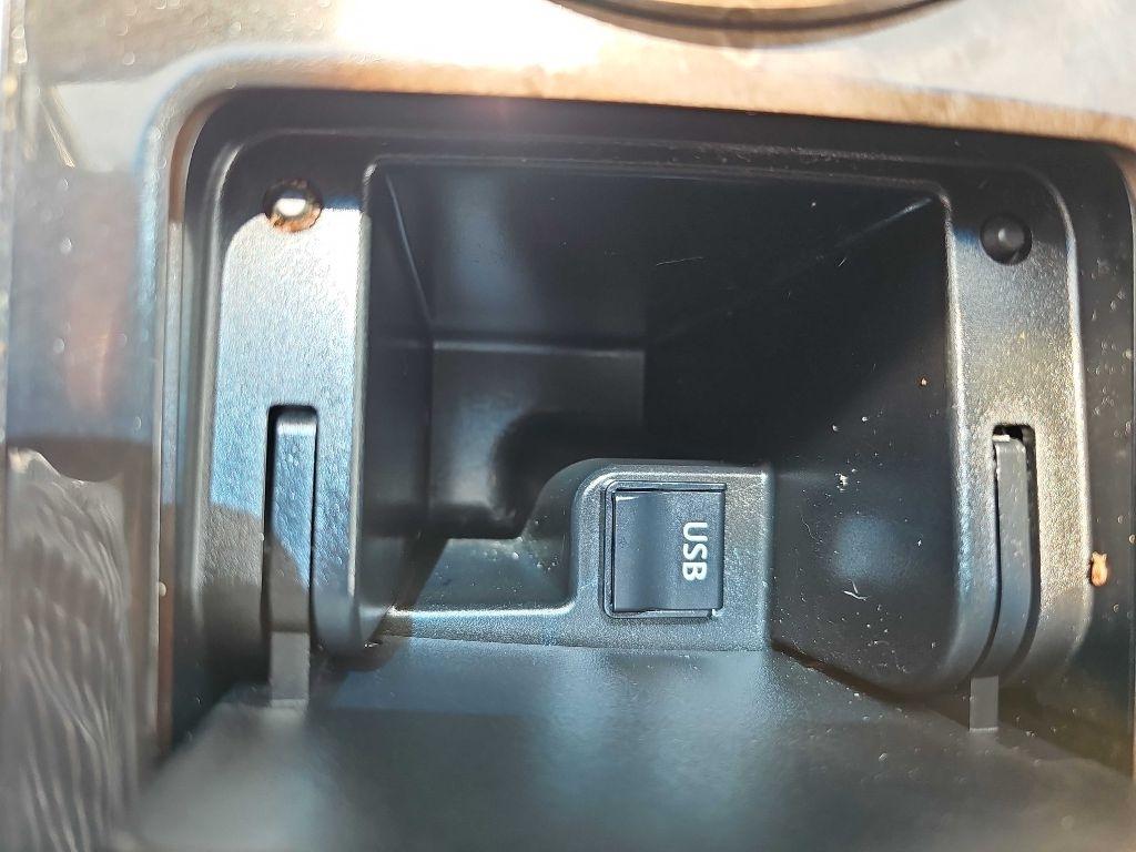 Infiniti QX80 4WD 4dr 2014