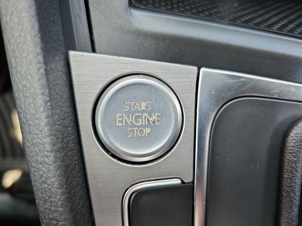 Volkswagen Golf SportWagen 4dr Auto TSI S 2016