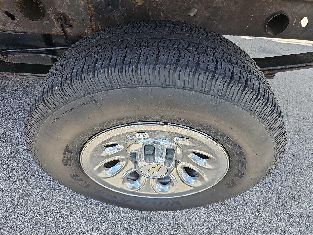 Chevrolet Silverado 1500 Reg Cab 133.0" WB 2WD Work Truck 2006