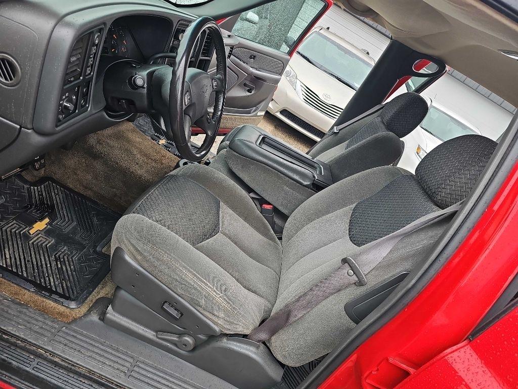 Chevrolet Avalanche 1500 5dr Crew Cab 130" WB 4WD 2003