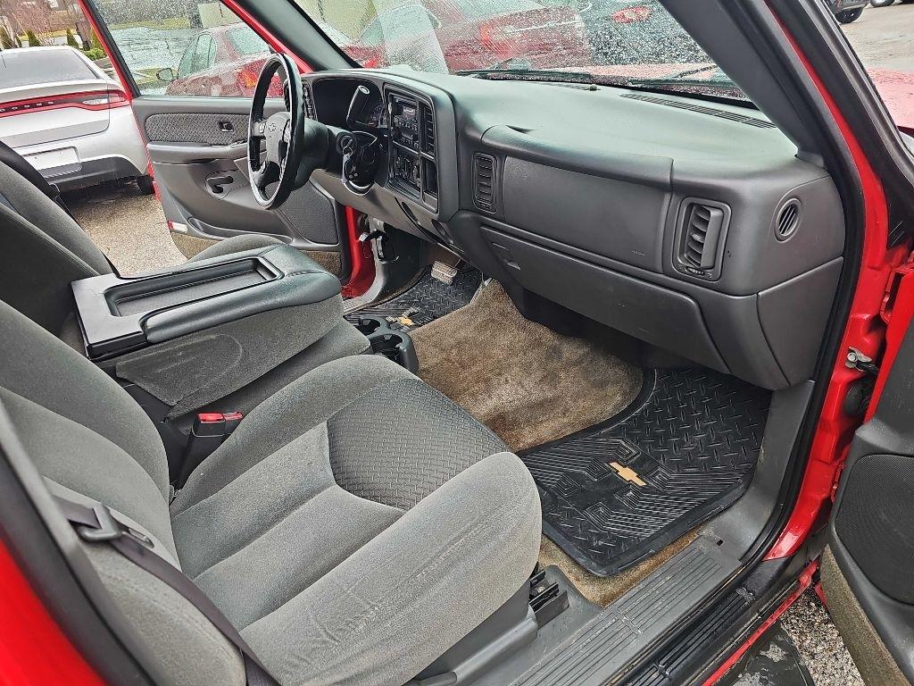 Chevrolet Avalanche 1500 5dr Crew Cab 130" WB 4WD 2003
