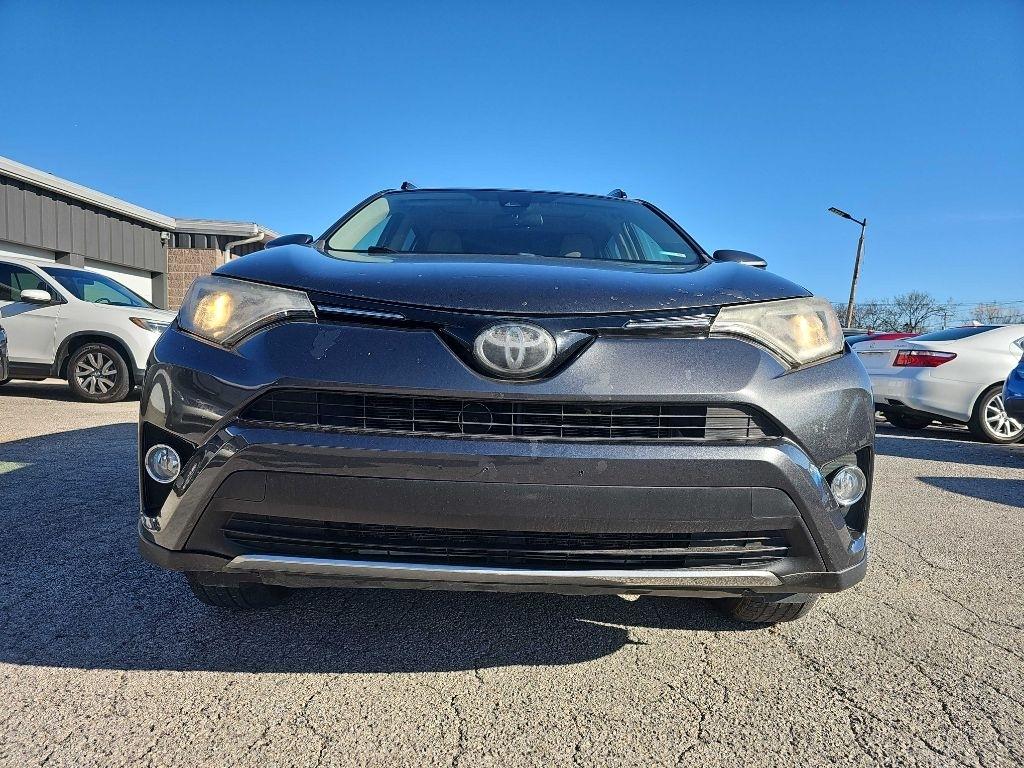 Toyota RAV4 XLE AWD 2018