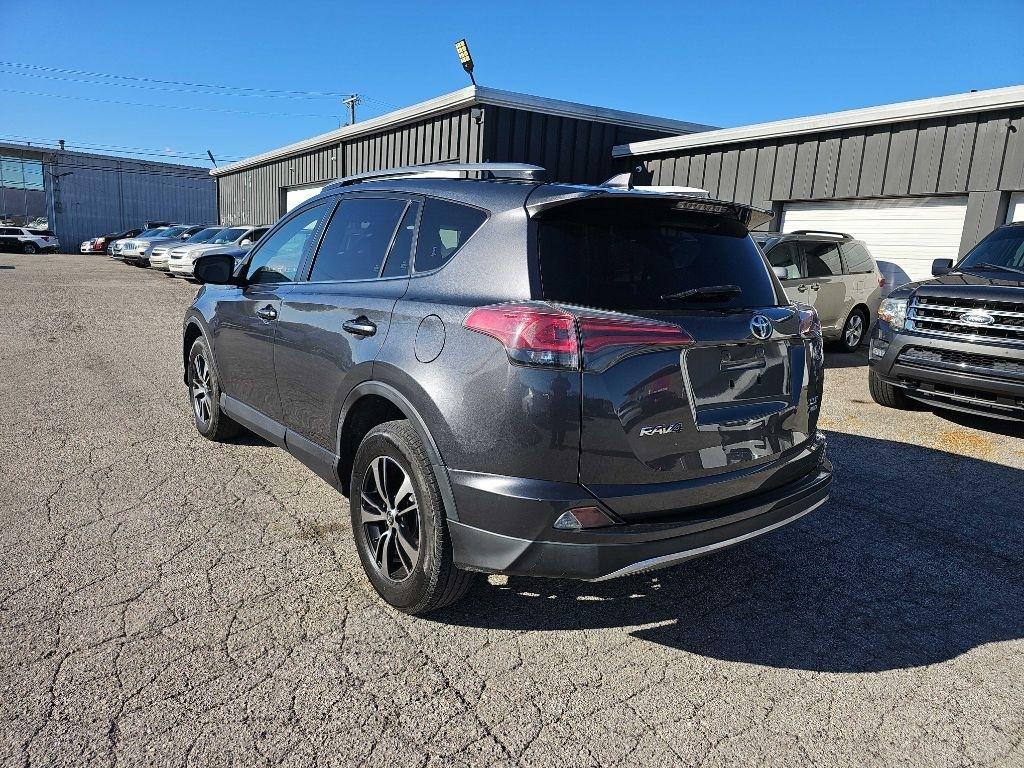 Toyota RAV4 XLE AWD 2018