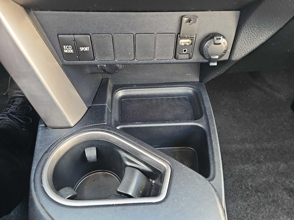 Toyota RAV4 XLE AWD 2018