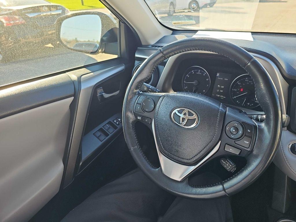 Toyota RAV4 XLE AWD 2018