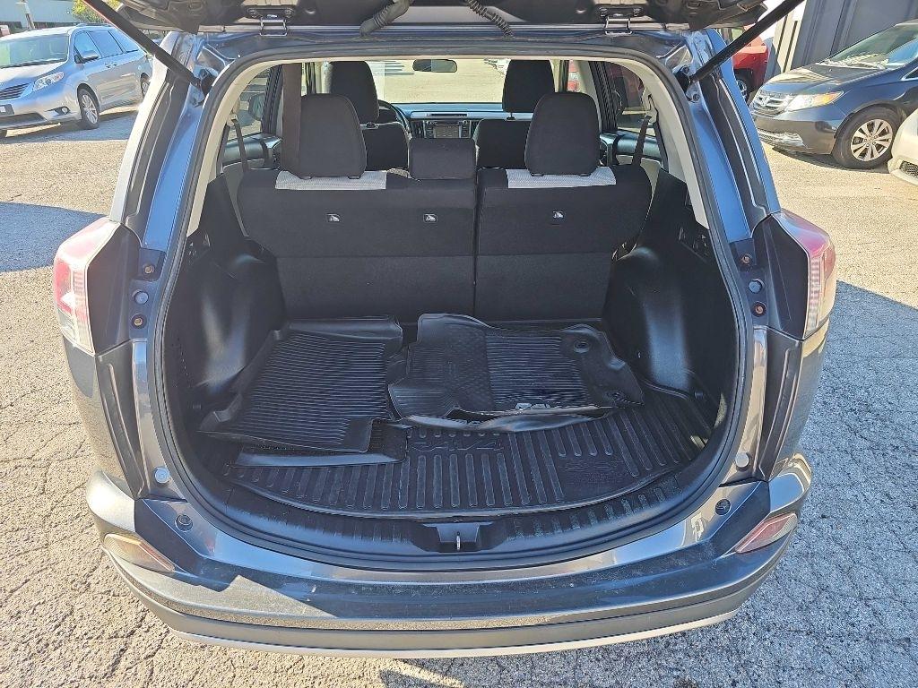 Toyota RAV4 XLE AWD 2018